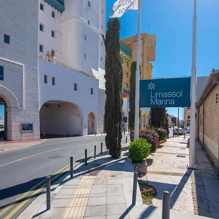 Charming And Ideally Planned Holiday Studio With Balcony All Yours Διαμέρισμα Λεμεσός