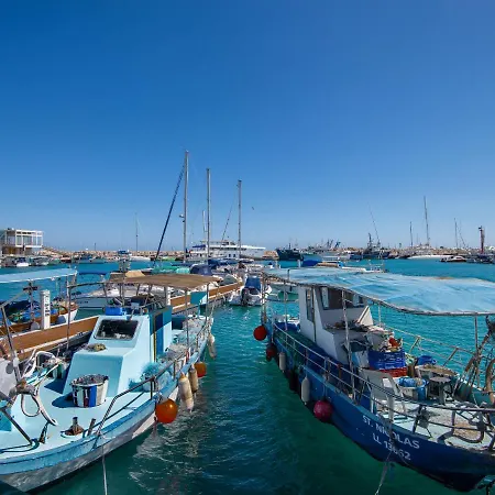 Διαμέρισμα Charming And Ideally Planned Holiday Studio With Balcony All Yours *